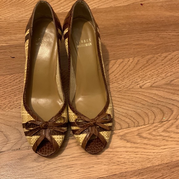 Heels - Picture 1 of 2